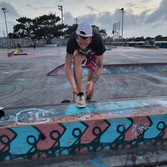 Meet your Posher, Devin - Picture 1 of 1